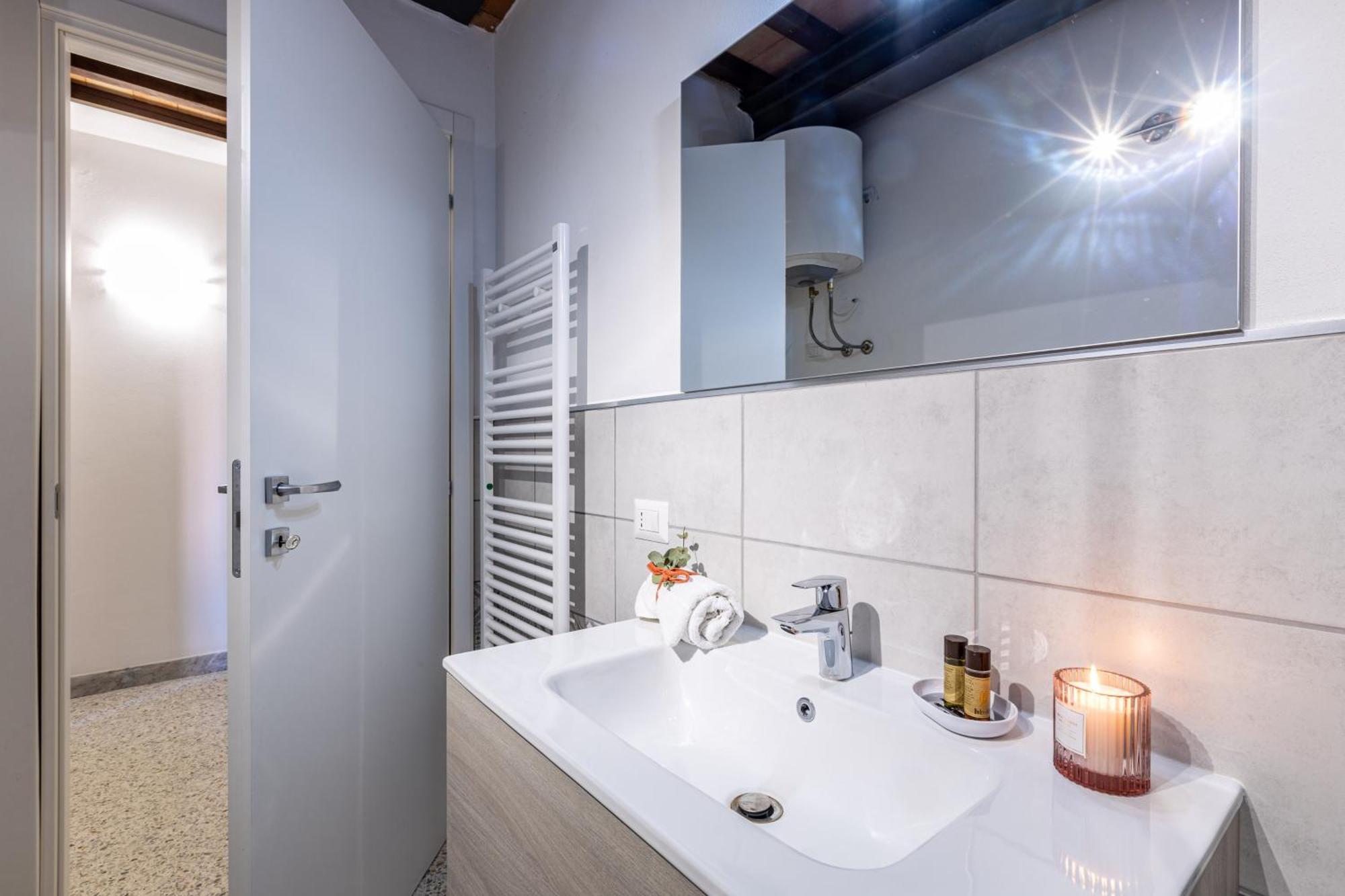 Apartmán Le Residenze Chianni Exteriér fotografie